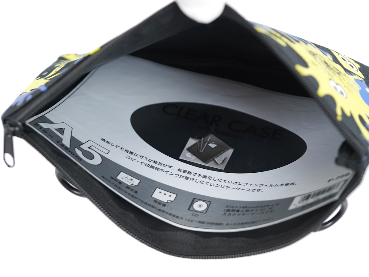 Splatoon3 お出かけに！イカすガジェットポーチ＆メインブキカタログ