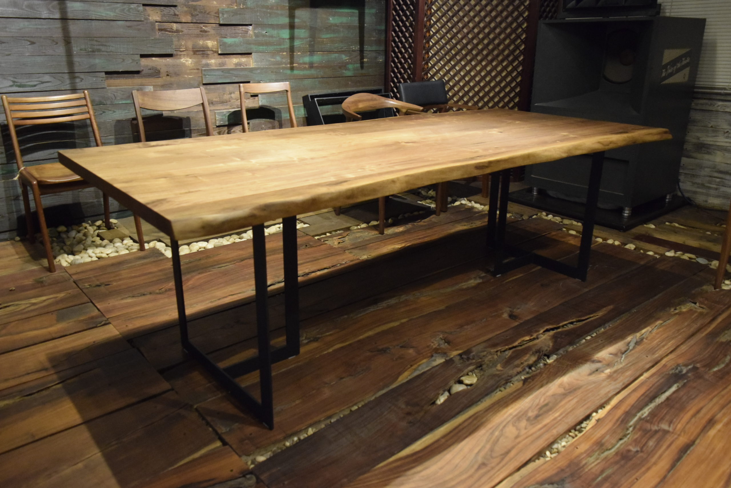 大川家具ウォールナット無垢テーブル | 大川人気のおすすめ家具屋