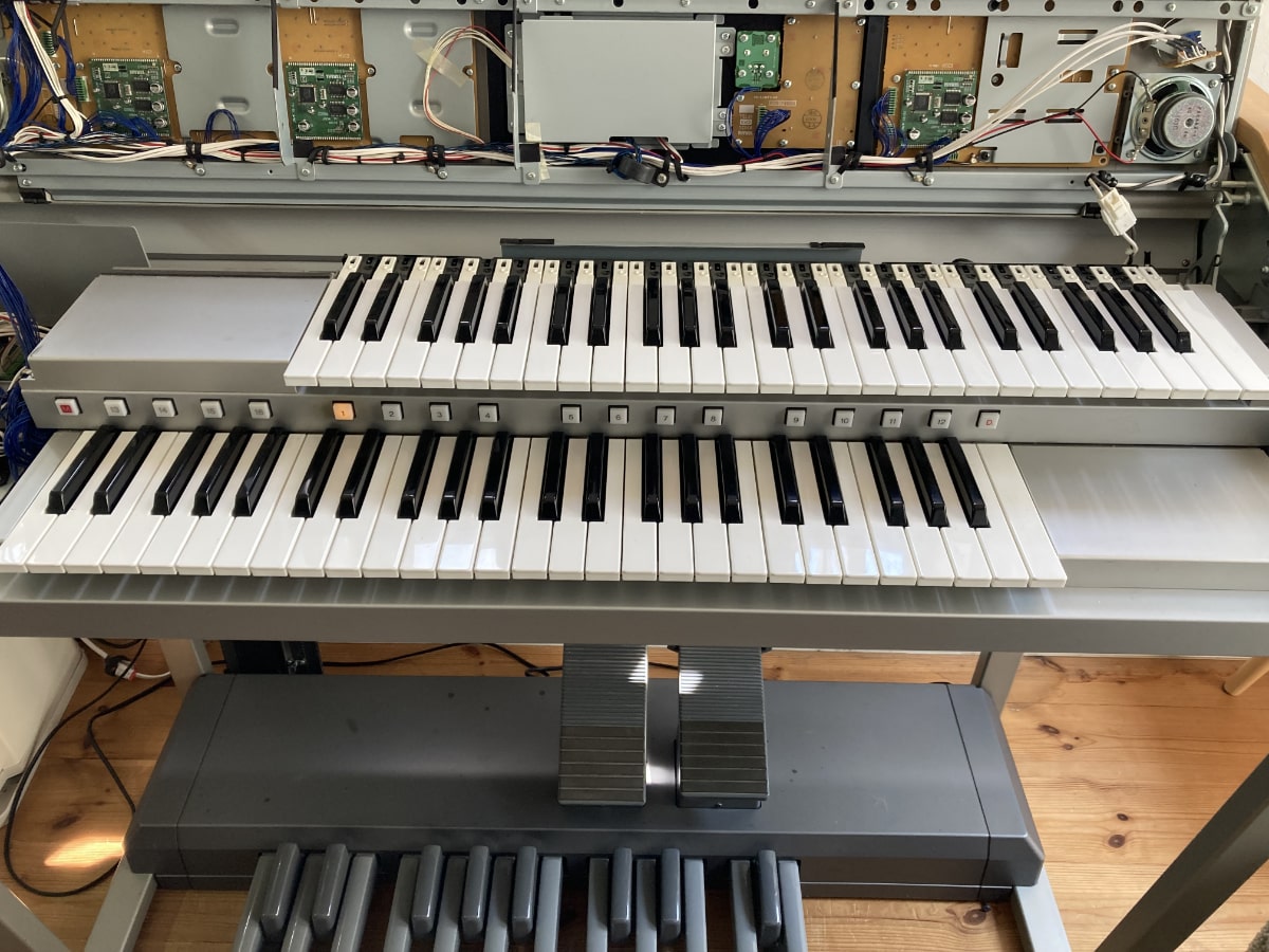 エレクトーン修理 3音出ず - MPC 富山・石川・福井で楽器販売・教室