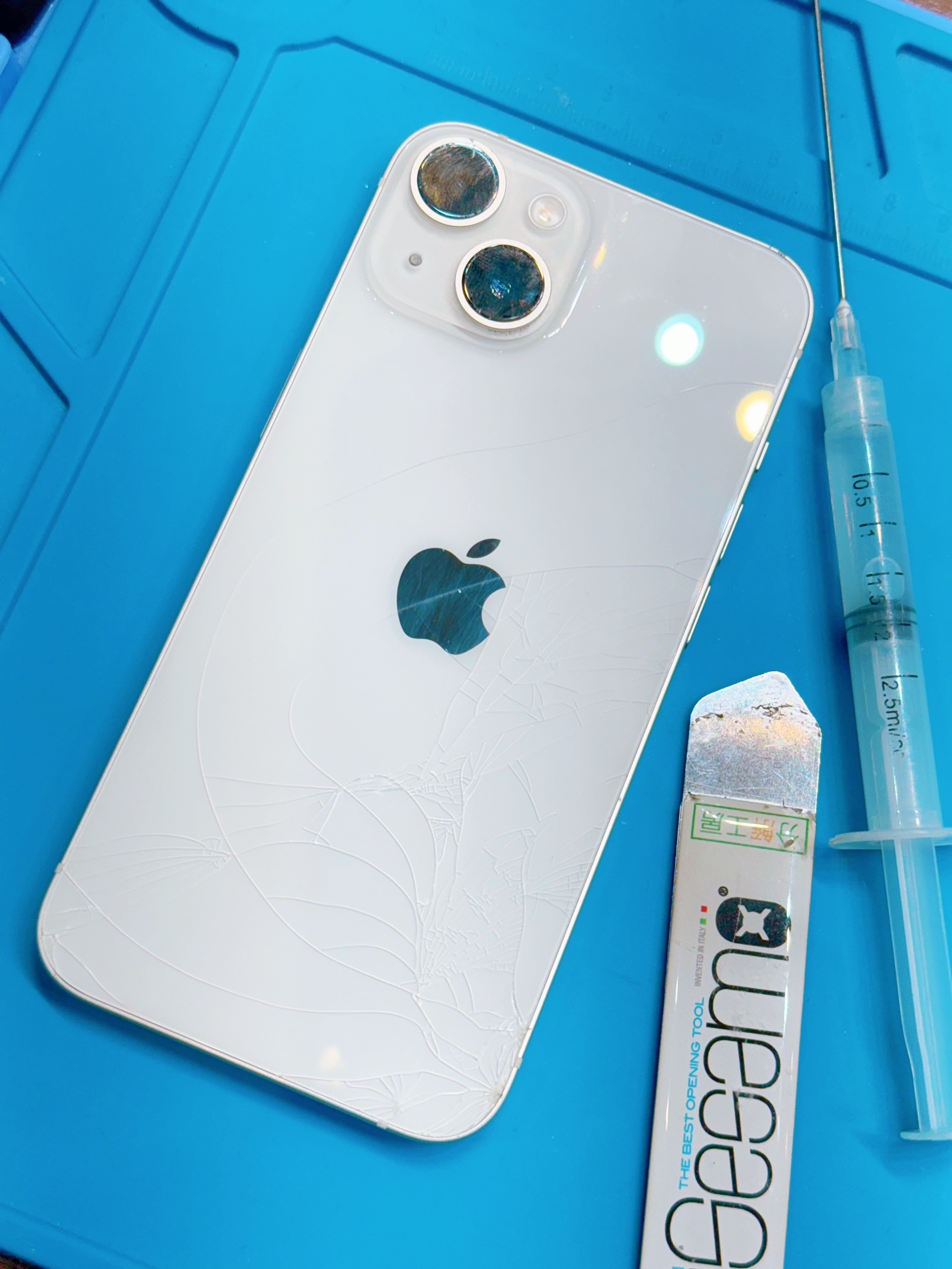 赤池店】iPhone14の背面割れ修理【日進市赤池からご来店】 | iPhone