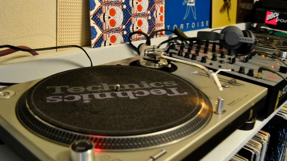 Technics ターンテーブル MK3D ジャンク 通電確認 Technics ターン
