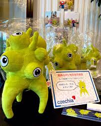 大阪・関西万博】駆け込み万博！チェコ館のレネぬいぐるみが9000円