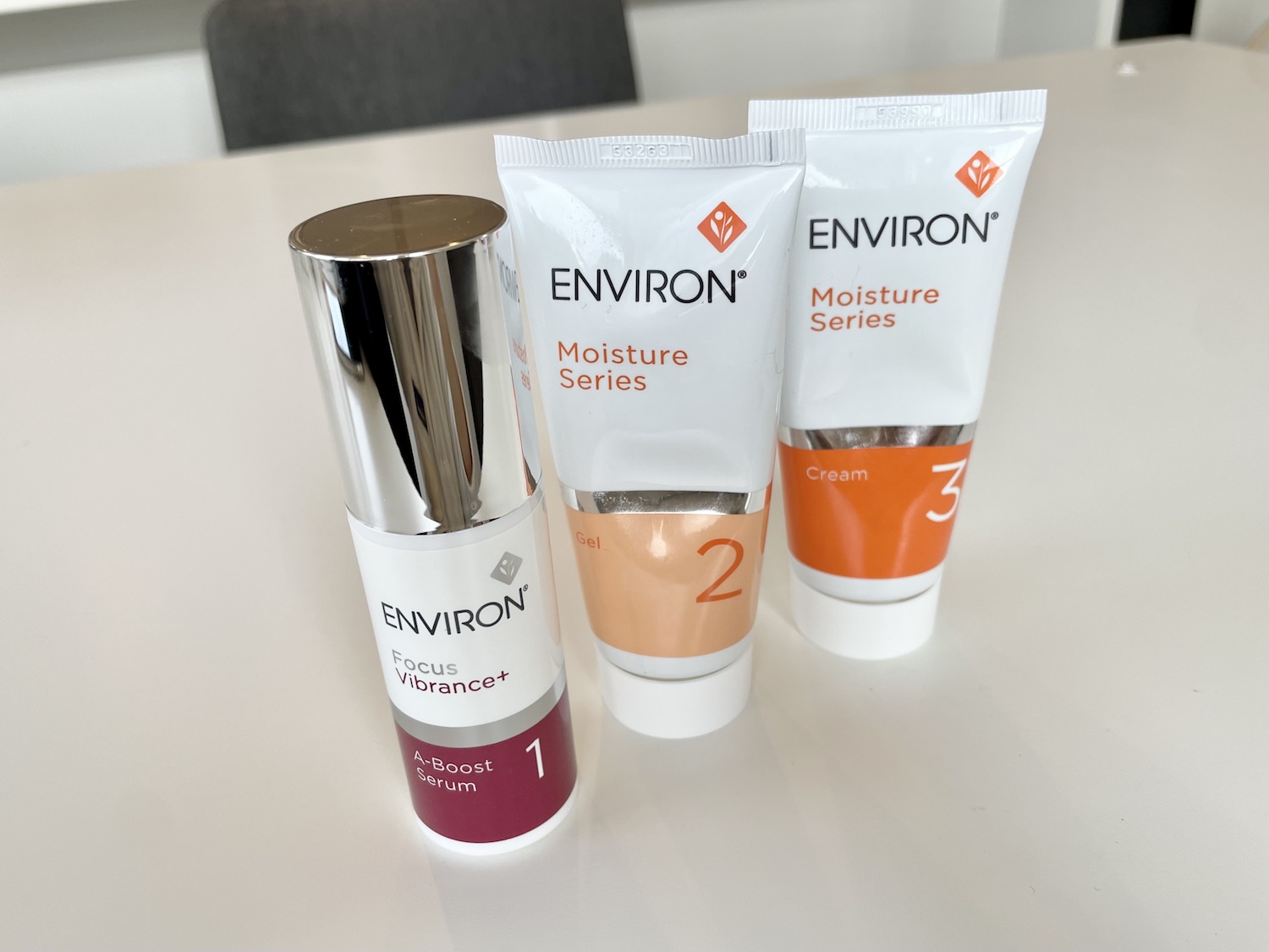 メル88447】エンビロンシークエンスセラム4+、クリームプラス