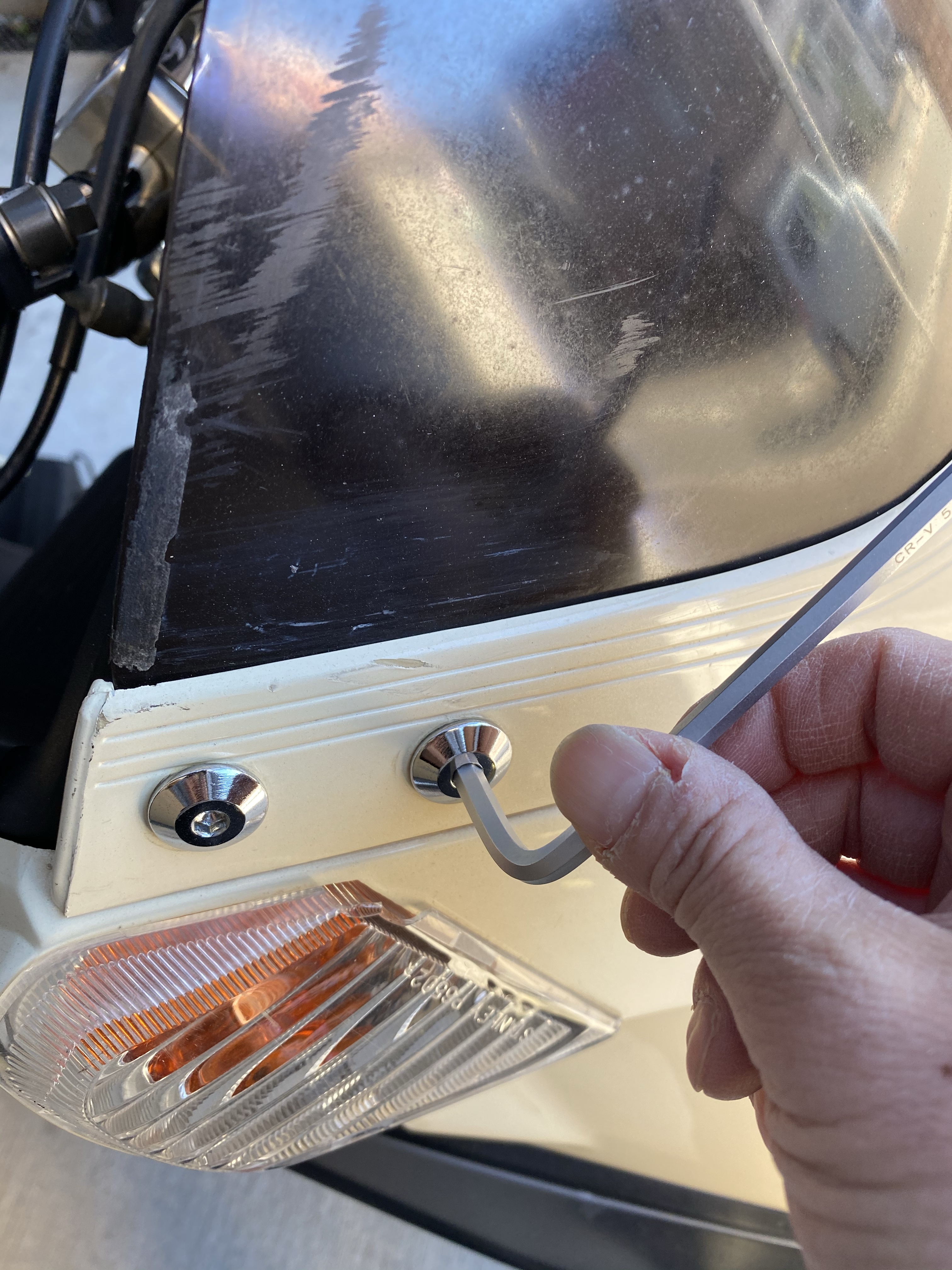 GIVIロングスクリーン セミスモーク D182S フュージョン エアロ