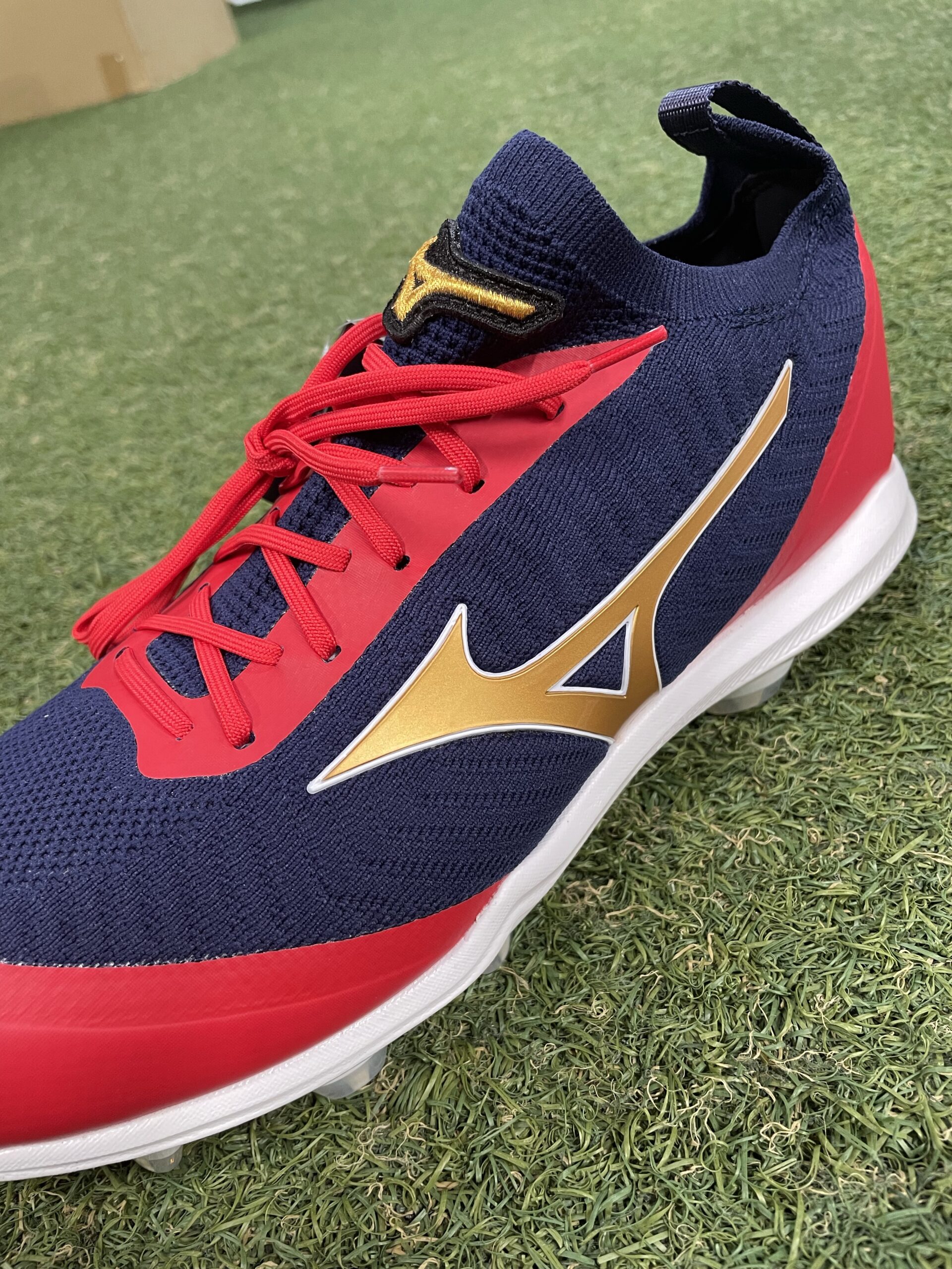 ミズノプロ】ドミナント ニット TPU を徹底解剖【スタッドスパイク