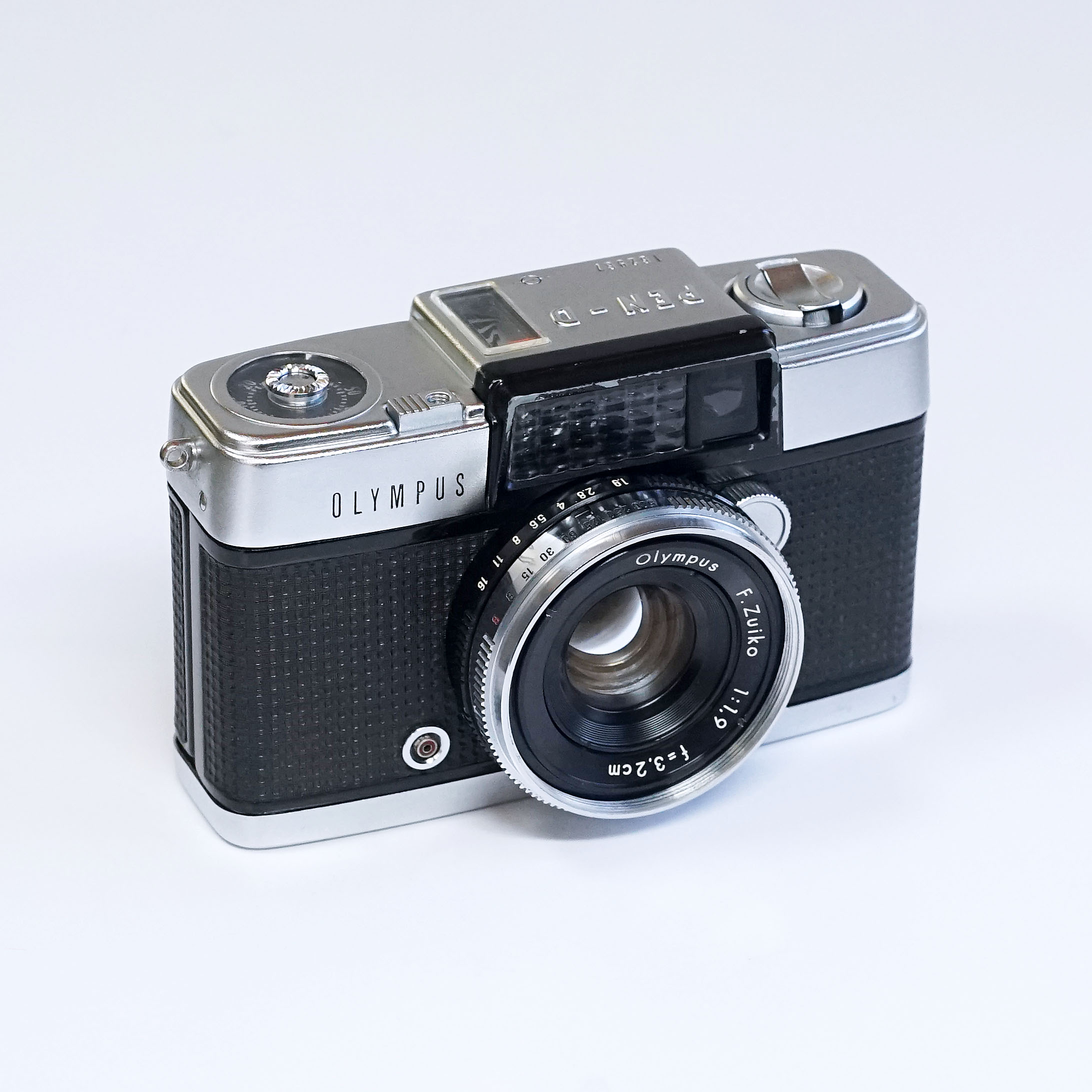 OLYMPUS PEN-D ¥22,800（中古 35mmフィルム ハーフサイズ コンパクト