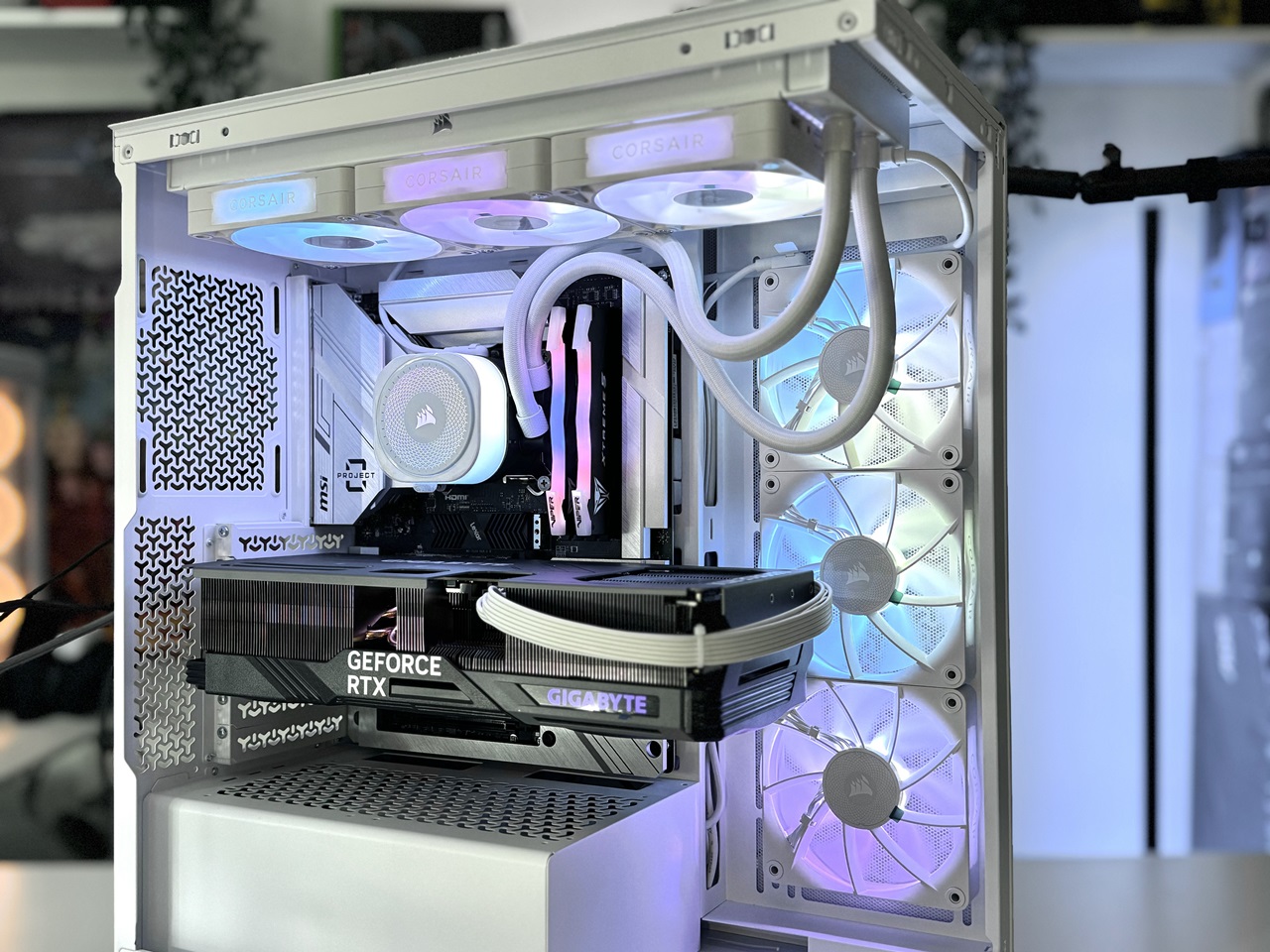 Corsair iCUE LINK TITAN 360 RX RGB AIO Liquid CPU Cooler Review