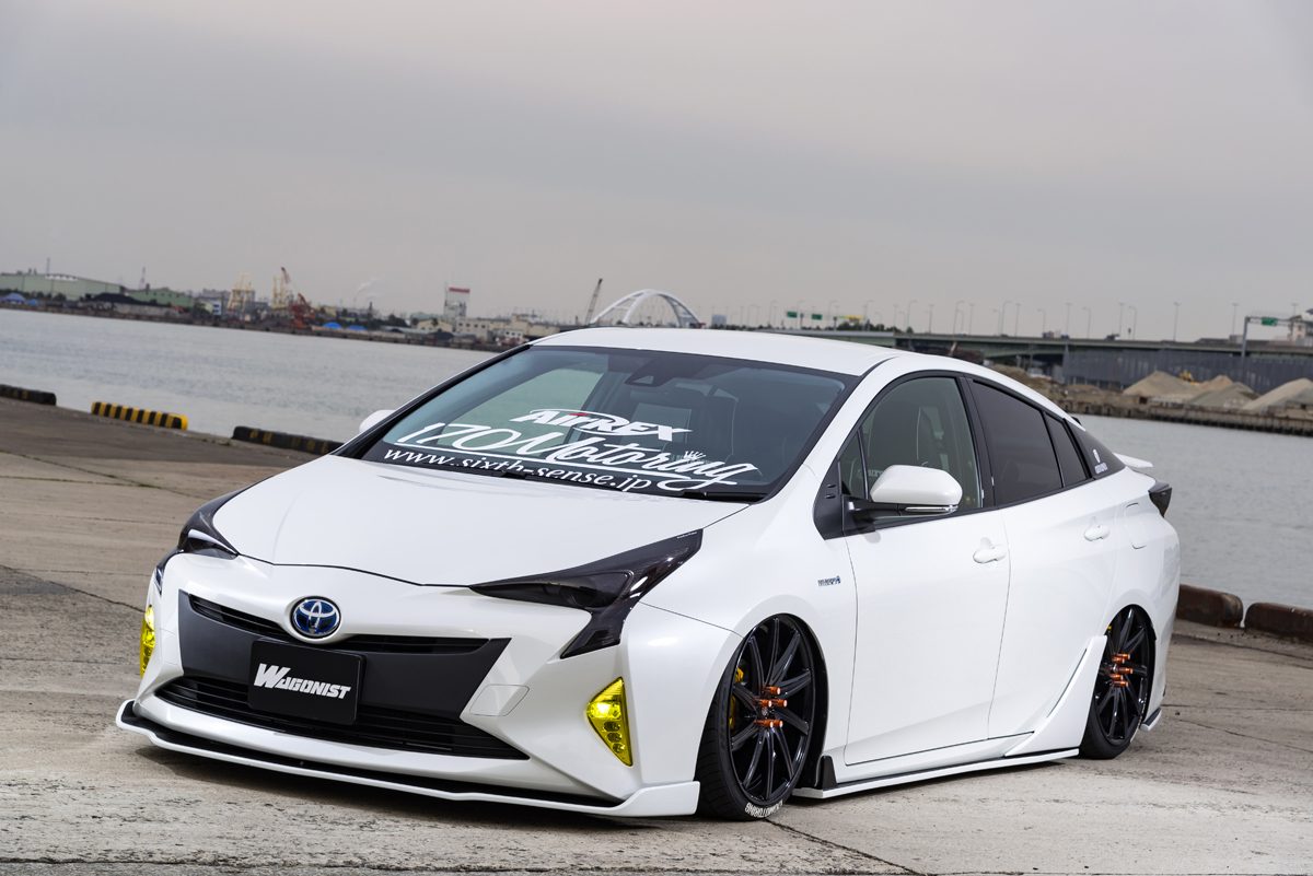 シックスセンス」が50系プリウスをより精悍に仕上げる | AUTO MESSE