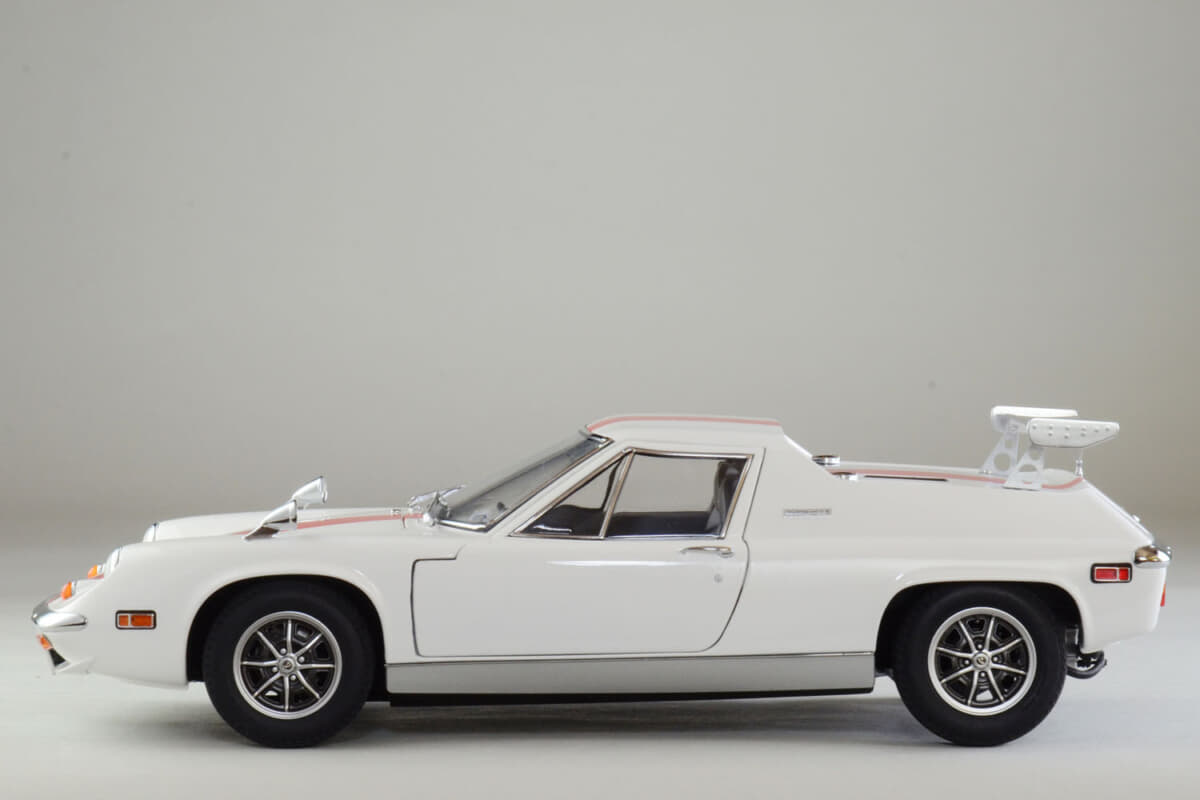 画像ギャラリー】『サーキットの狼』のロータス「ヨーロッパ」を完コピ