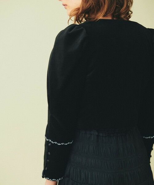 セール】 ショート刺繍ジャケット （ノーカラージャケット）｜GRACE