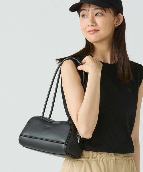 セール】 ローラレザーショルダーバッグ （ショルダーバッグ