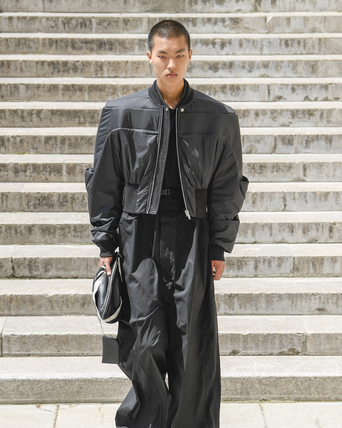 リック・オウエンス」2023年春夏メンズ・コレクション - TOKION