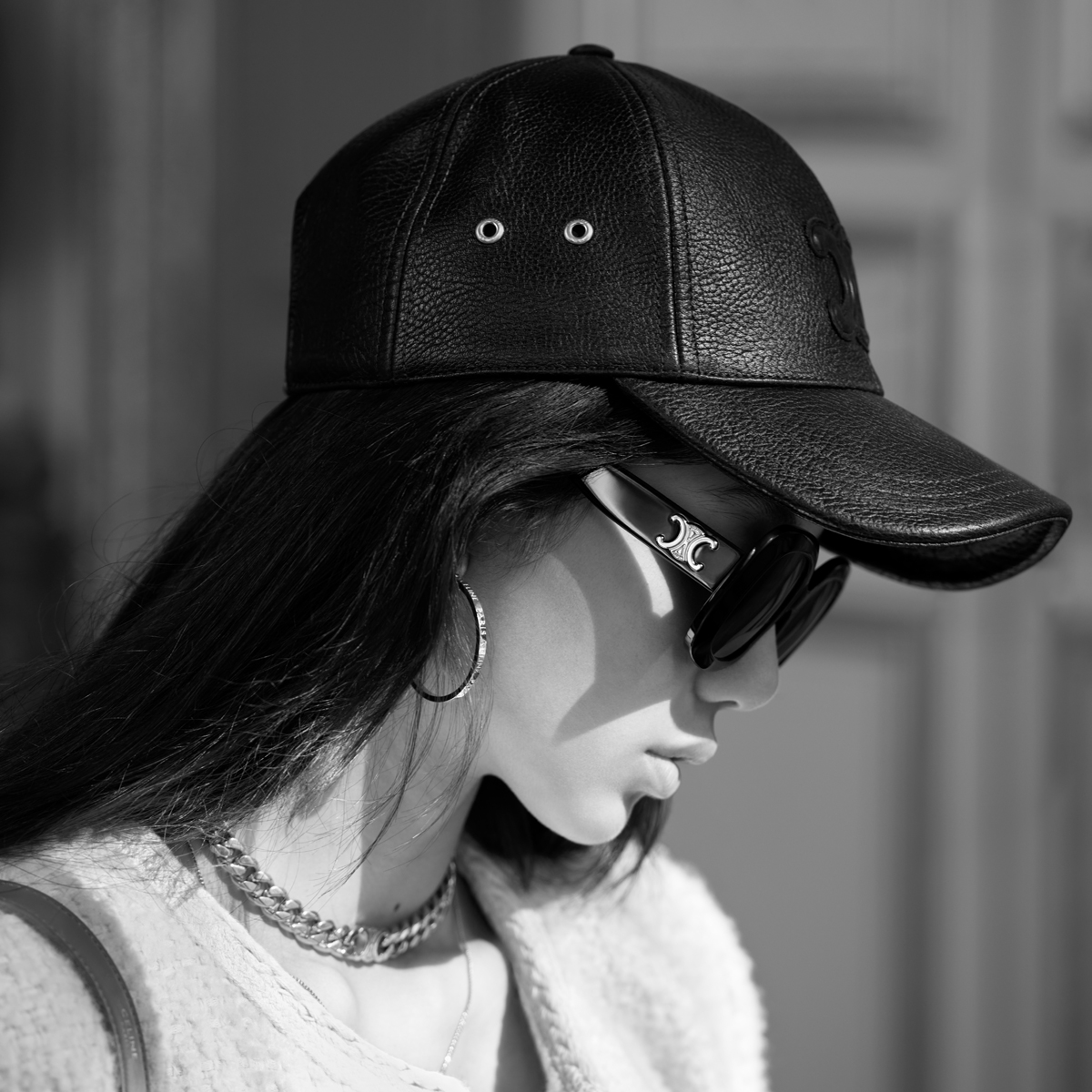 セリーヌ」がBLACKPINKのLISAをモデルに起用したキャンペーン