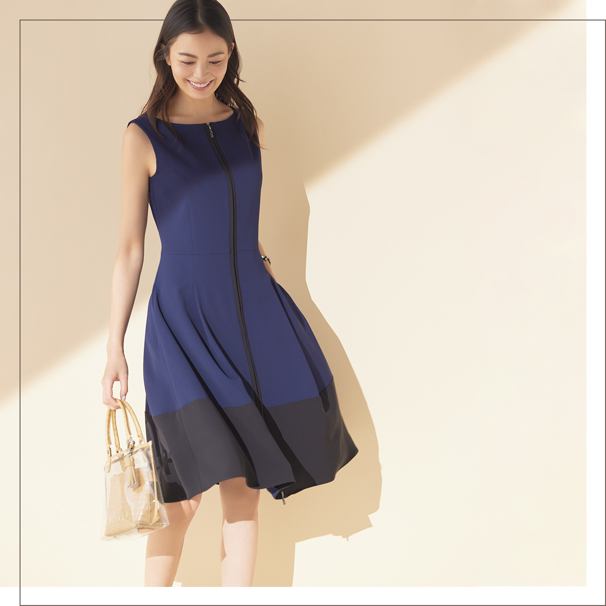 フォクシーニューヨーク定価13万ワンピ、コートにも♪、プリーツ