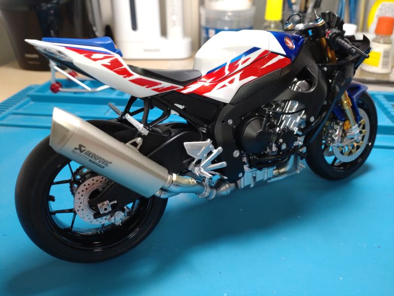 Magic Factory 1/9 Honda CBR1000RR-R FIREBLADE SP キットレビュー
