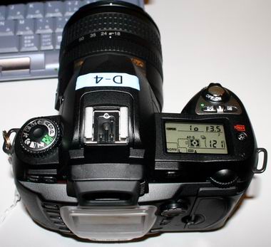 Kiss D キラー”はD100をも超えた？――ニコンDSLR「D70」（1/2 ページ