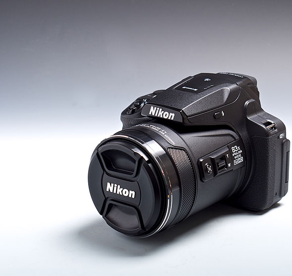 2000ミリ相当まで突き抜けた光学83倍ズームが笑うほど面白い