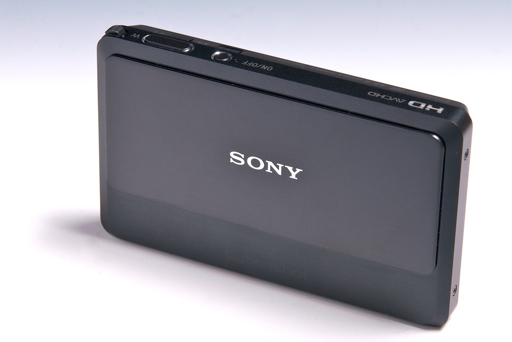 カメラ任せで最適な写真――サイバーショット「DSC-TX9」：レビュー（1/5