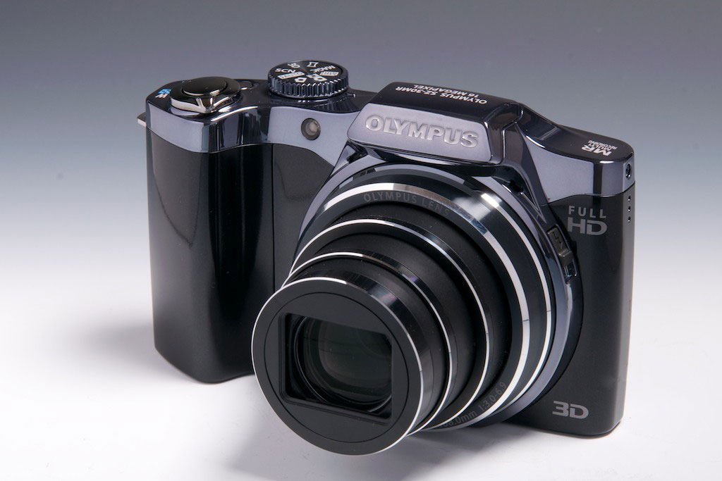 普通じゃない”レンズにデジタルならではの遊びが満載 オリンパス「SZ