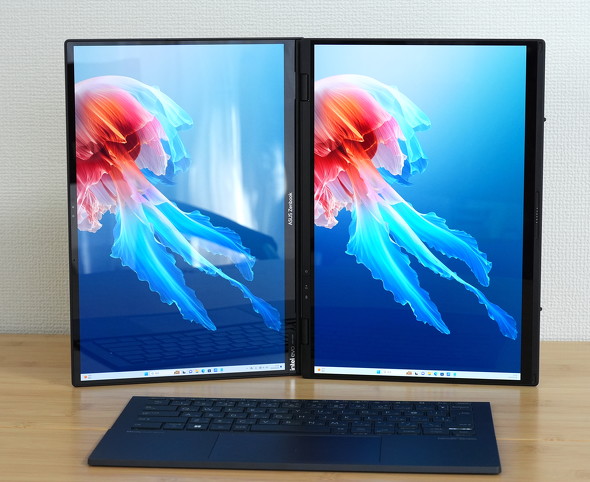 35万円切りの2画面ノートPC「ASUS Zenbook Duo」は、デスクトップPC