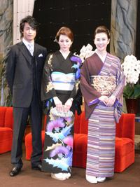 総額1億円！ 艶やかないでたちの米倉涼子が、当たり役の“悪女”に再び