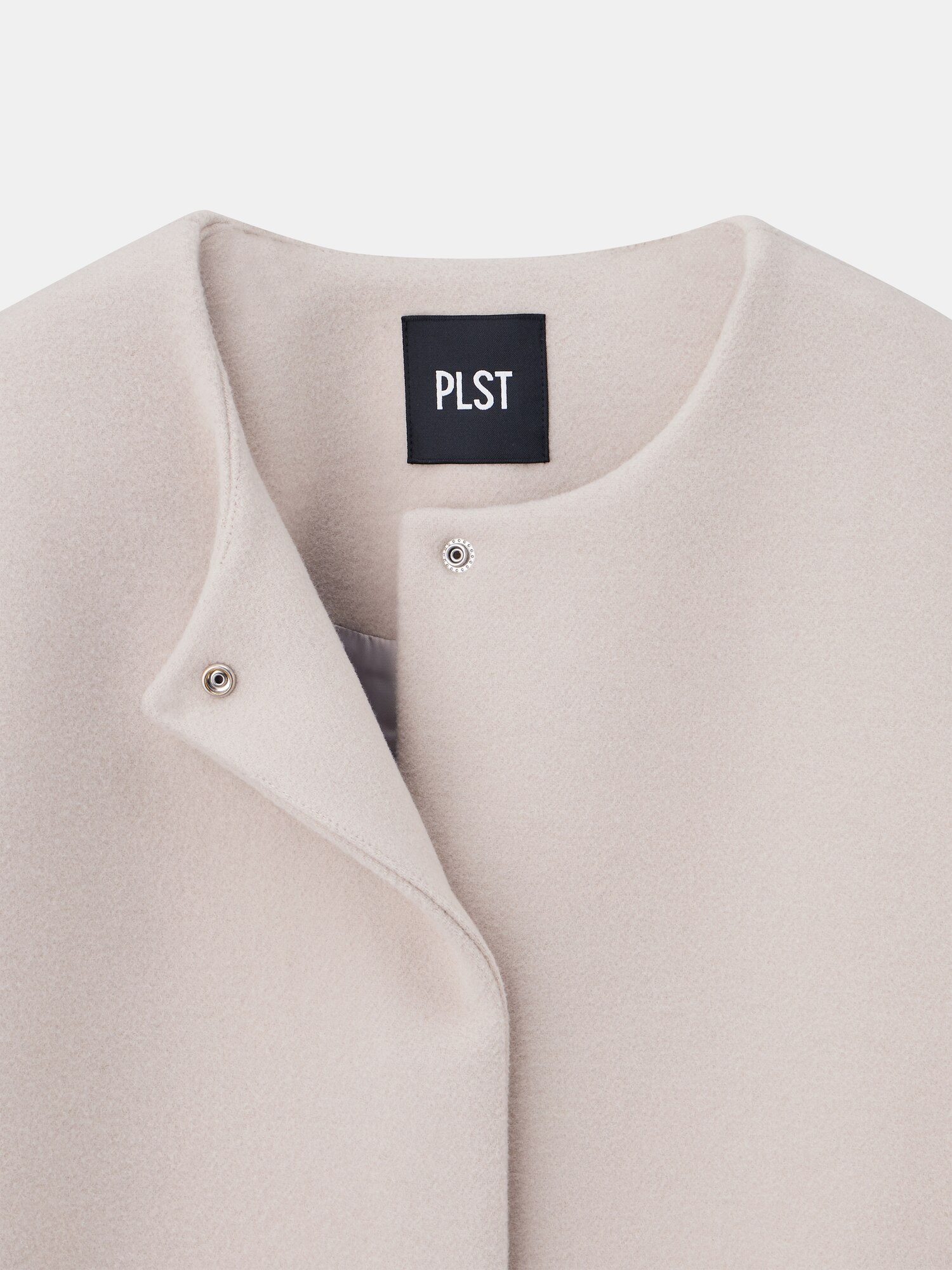 PLST(プラステ)公式 | 2024年モデル ウールモッサノーカラーハーフコート