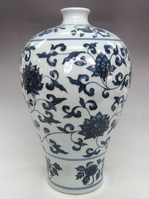 楽天市場】景徳鎮 染付花文瓶 高さ約34cm 中国 陶磁器 希少 壺 花生