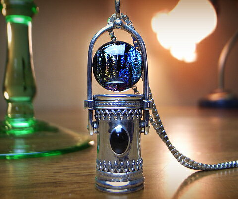 身につける芸術作品 K&D カレイドスコープペンダント ART OF JEWELRY