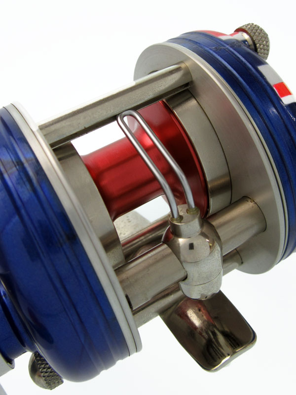 FROG PRODUCTS】フロッグプロダクツ『トイマシーン』右ハンドル ベイト