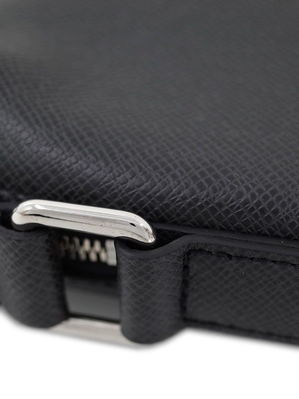 LOUIS VUITTON】ルイヴィトン『タイガ グリゴリ メッセンジャー PM