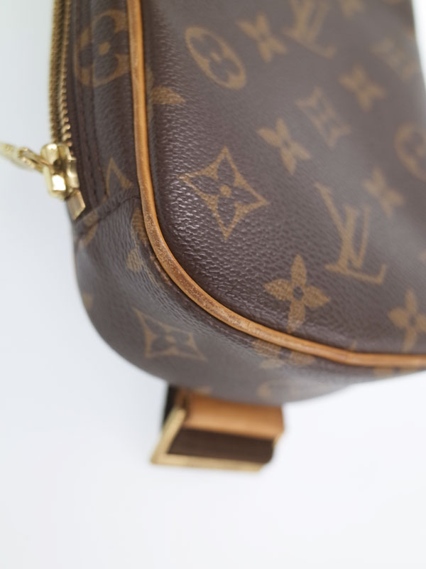 LOUIS VUITTON】ルイヴィトン『モノグラム ポシェット ガンジュ