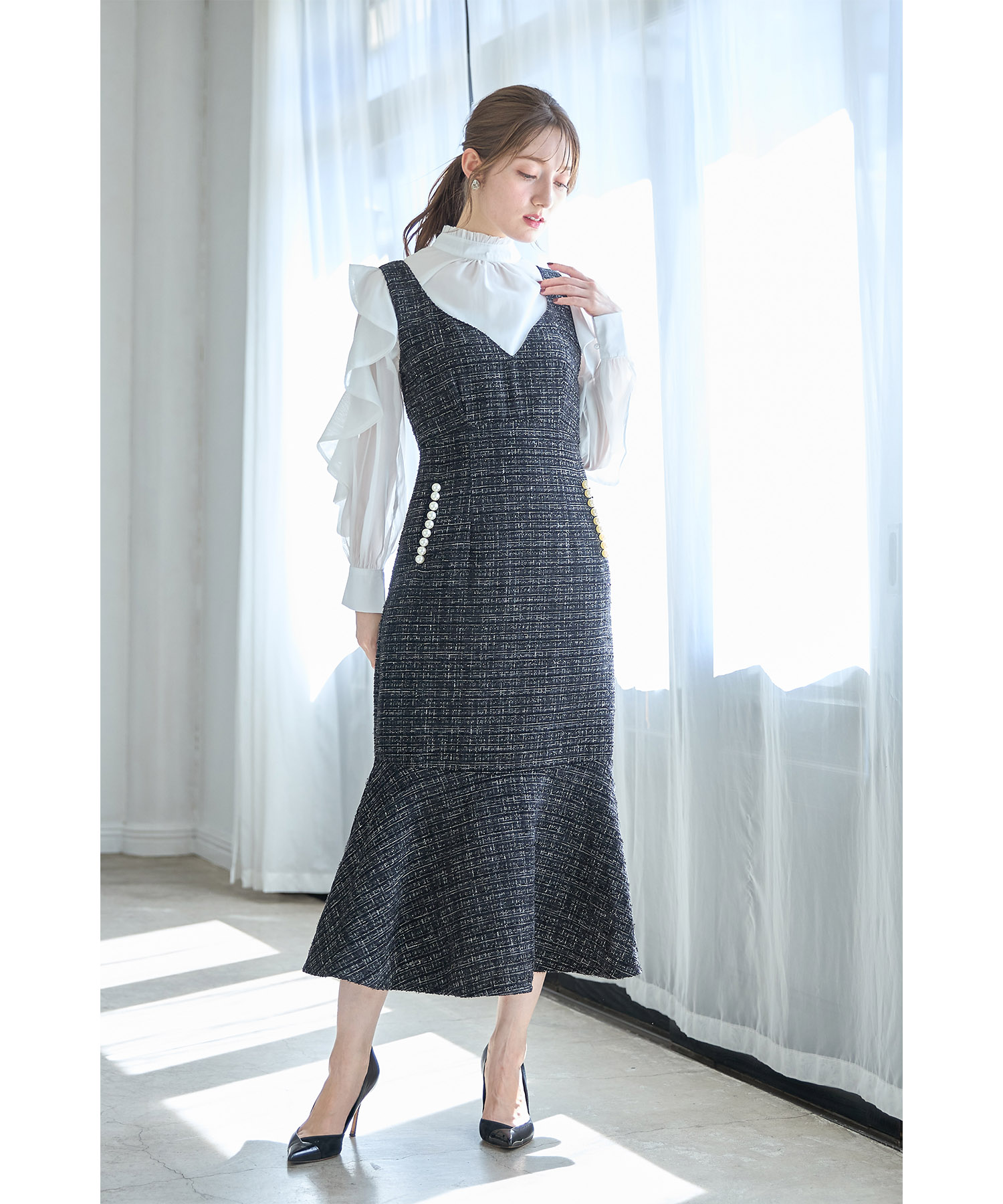 ポケットパール付きマーメイドラインツイードジャンパースカート