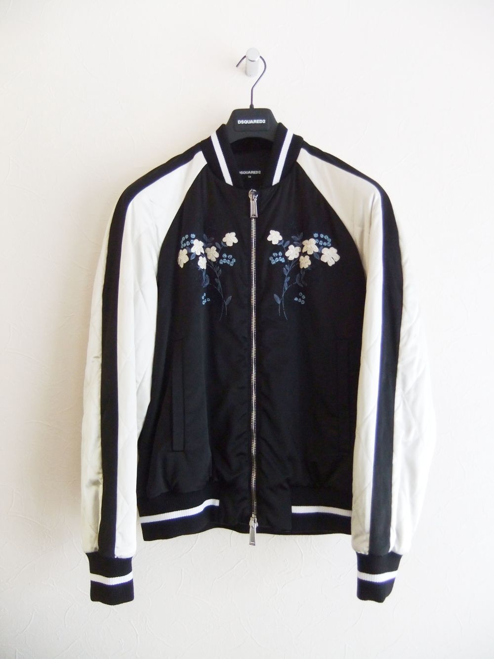 Dsquared2 - CLASSIC BOMBER JACKET D2 花刺繍スカジャン | 4.444glad