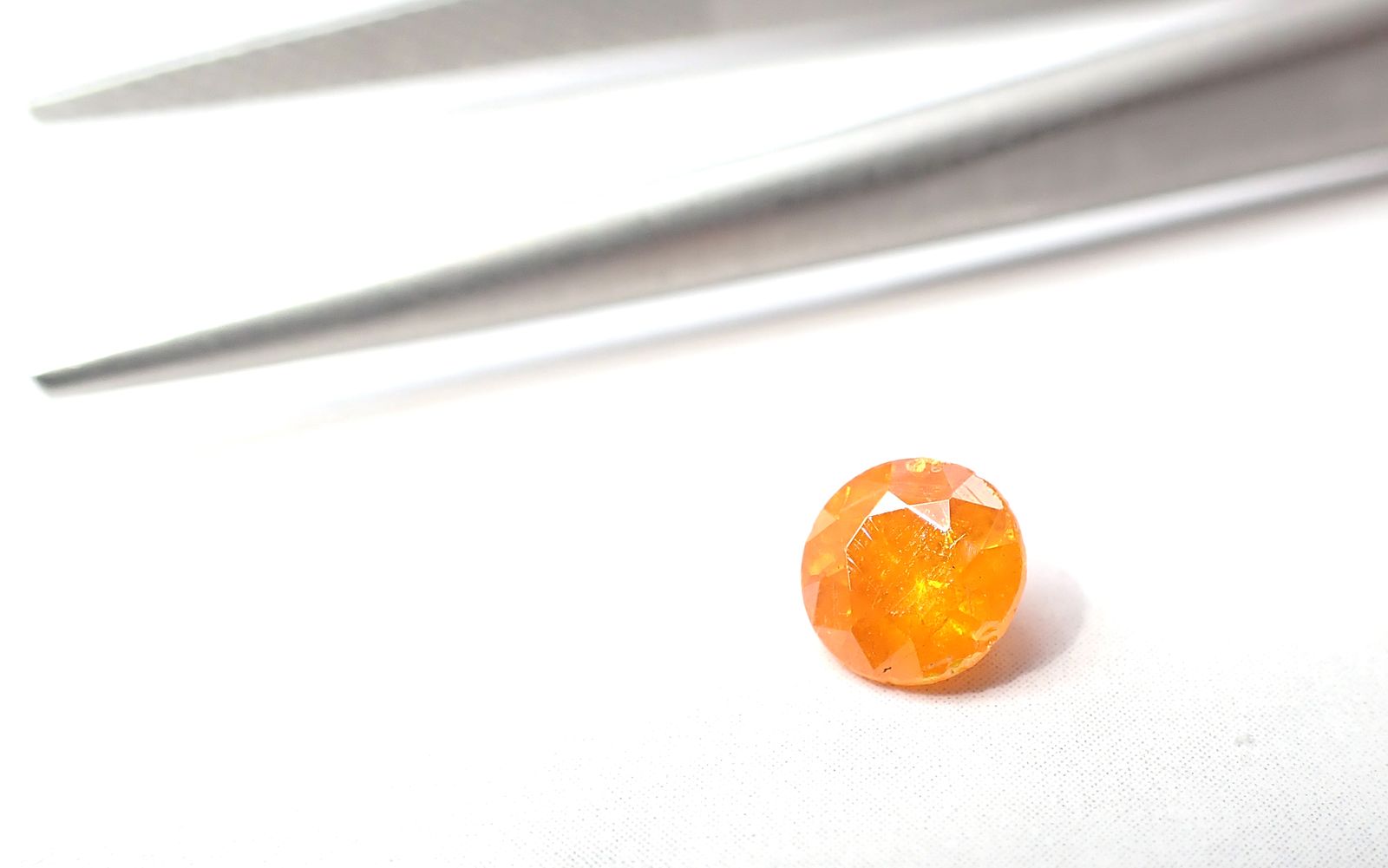 ビビットオレンジの結晶