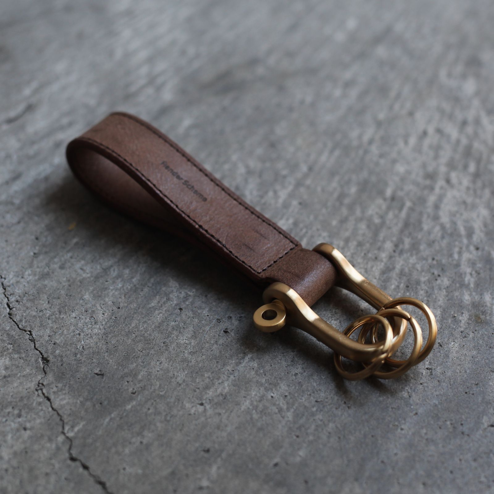 Hender Scheme - 【残りわずか】Key Shackle(CHOCO) | ACRMTSM ONLINE