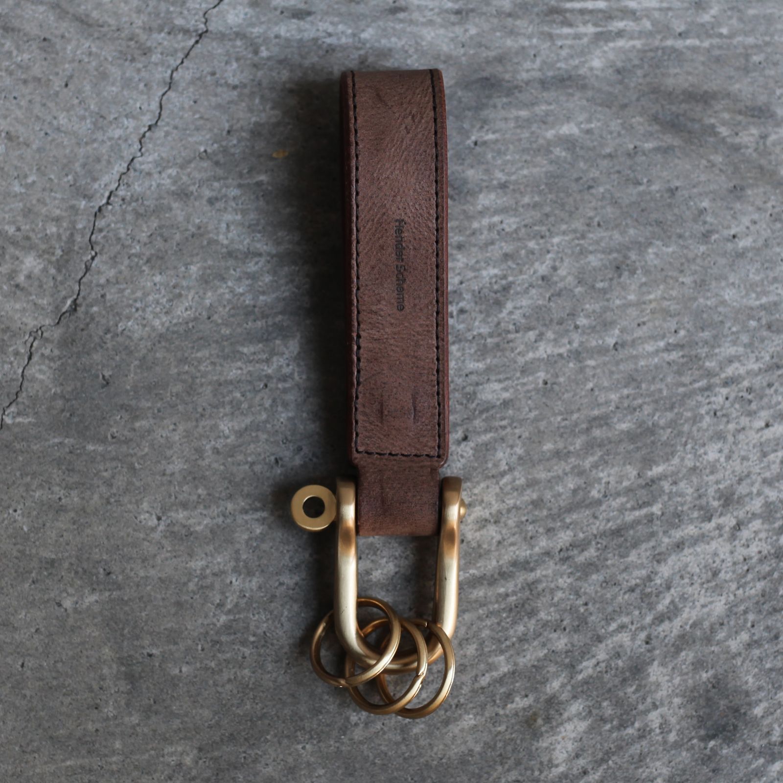 Hender Scheme - 【残りわずか】Key Shackle(CHOCO) | ACRMTSM ONLINE