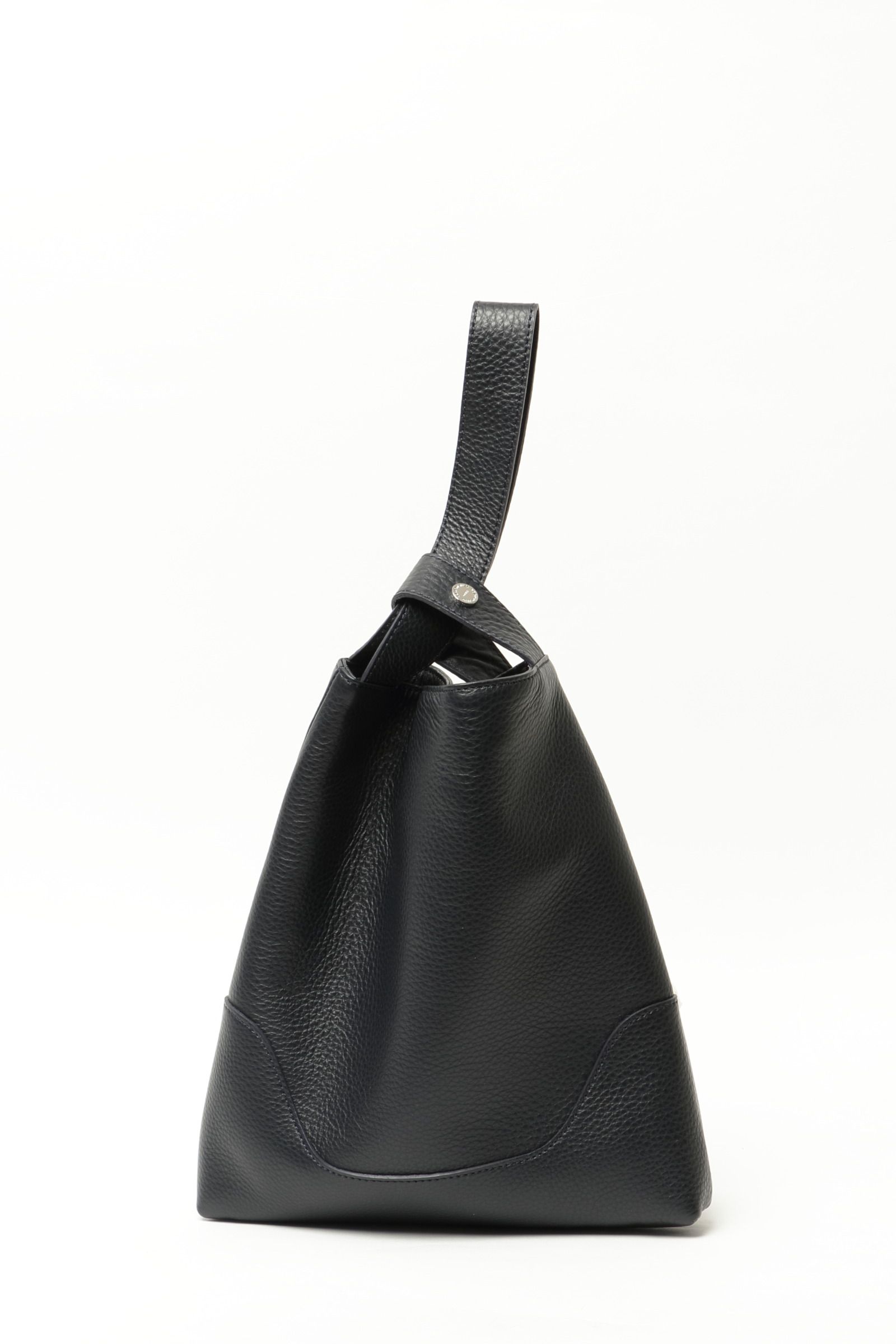 PELLE MORBIDA - シュリンクレザー ハンドルバッグ / ブラック | BEKKU