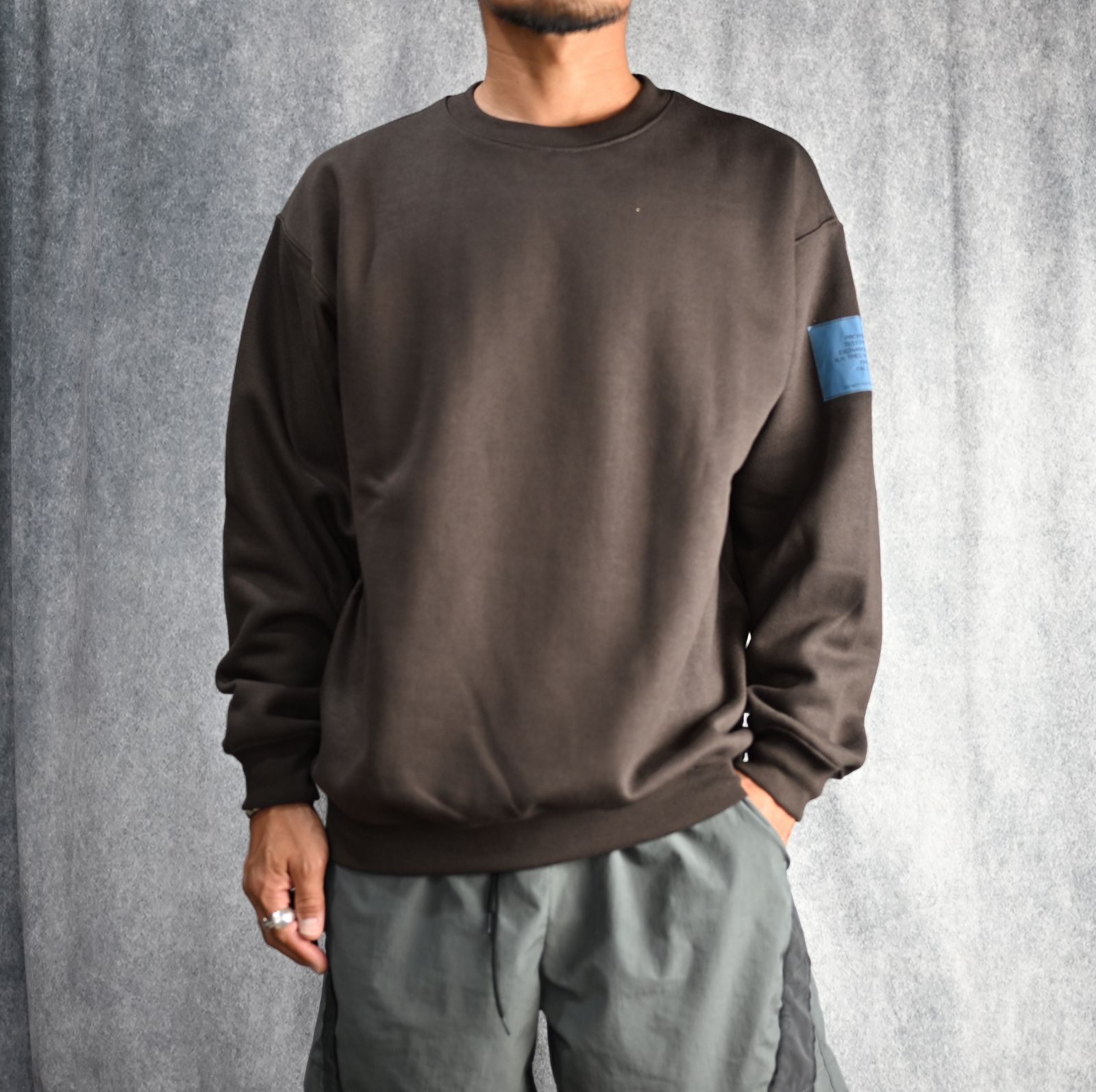 N.HOOLYWOOD - CREWNECK SWEARTSHIRT （BROWN） / スクルーネック