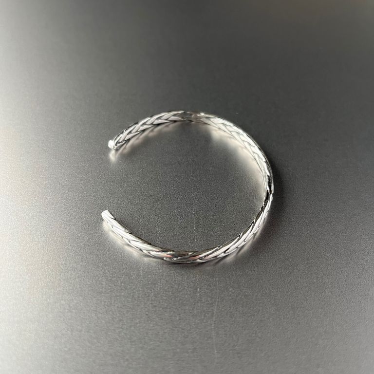 ASSET SILVER】バングル・ツイスト / シルバー925 / 幅3.5mm / 手首