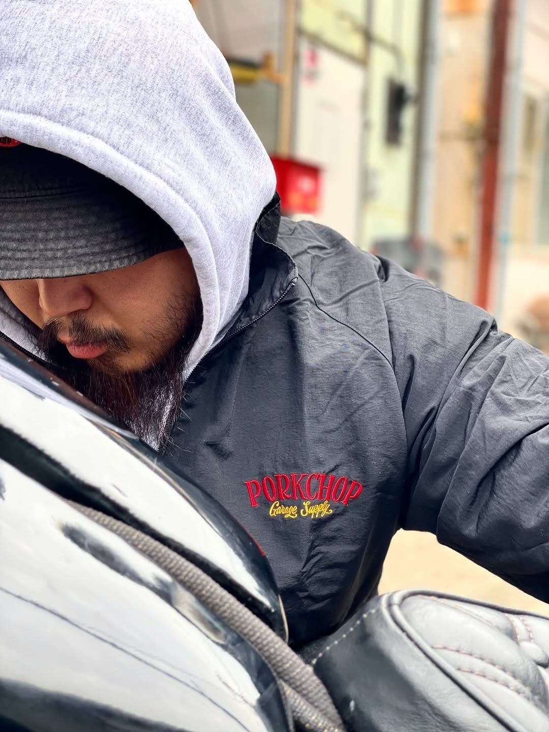 PORKCHOP GARAGE SUPPLY - PORK BACK NYLON JKT (BLACK) / ポーク