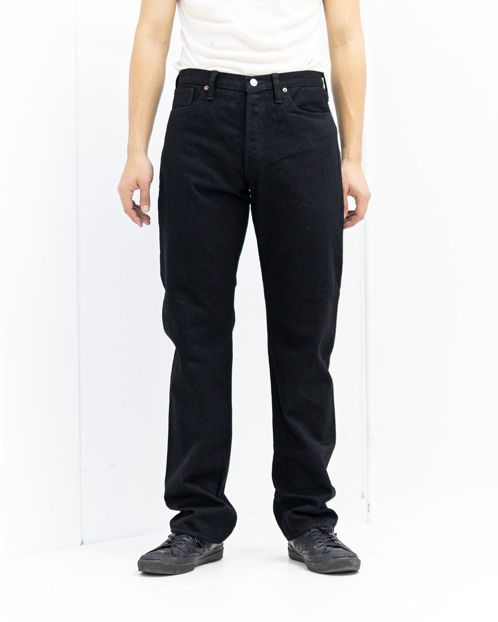 BLACK DENIM PANTS/STRAIGHT | MARK