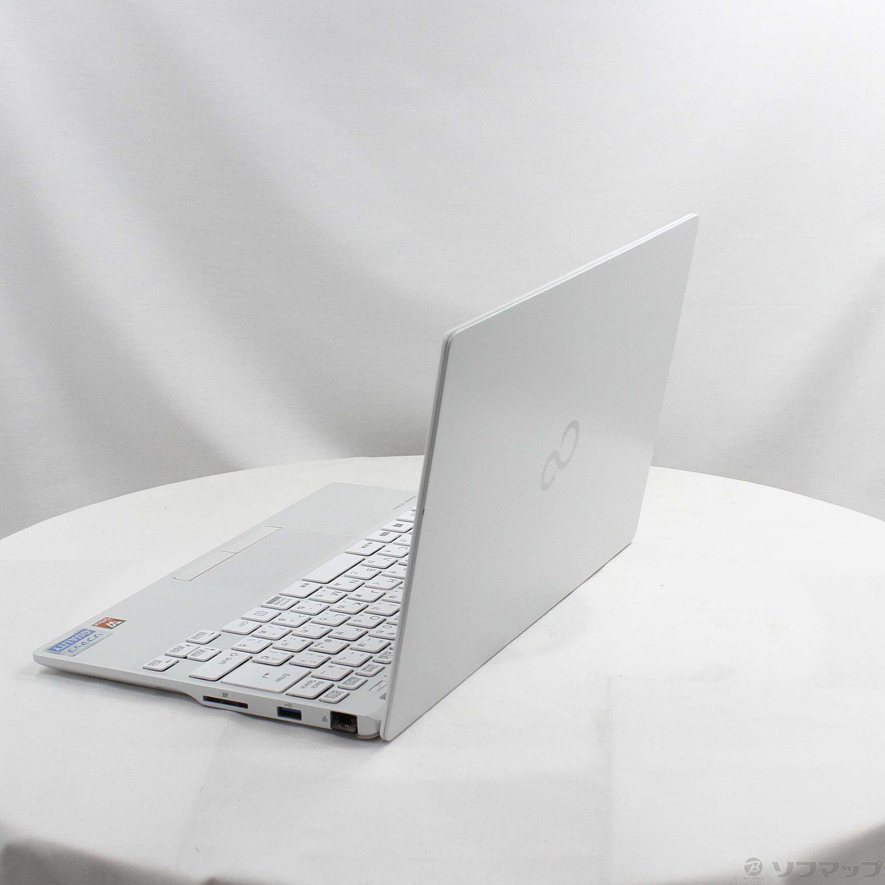 中古】LIFEBOOK UH08／E3 FMVUU8FUV4 〔Windows 10〕 [2133058657921