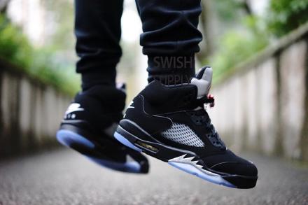 国内7月23日発売予定】 ナイキ エアジョーダン 5 レトロ OG ブラック