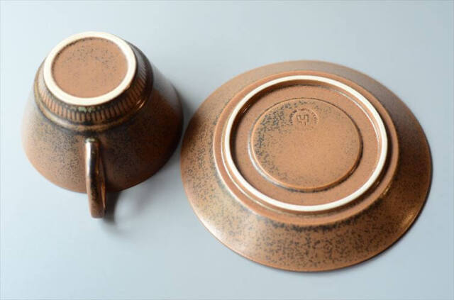 デンマーク製 KNABSTRUP Noddebo ブラウン カップ&ソーサー ナブ