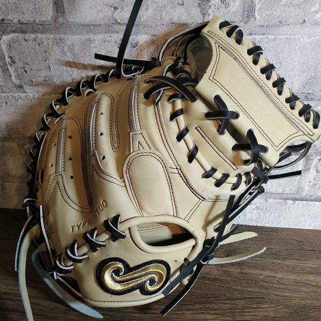 硬式キャッチャーミット