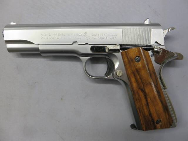 マルシン】コルト ガバメント M1911A1 ニッケルフィニッシュ モデルガン