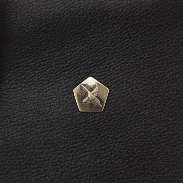 Ain Soph セカンドレーベル】ブラックシリーズ 撥水レザートートバッグ