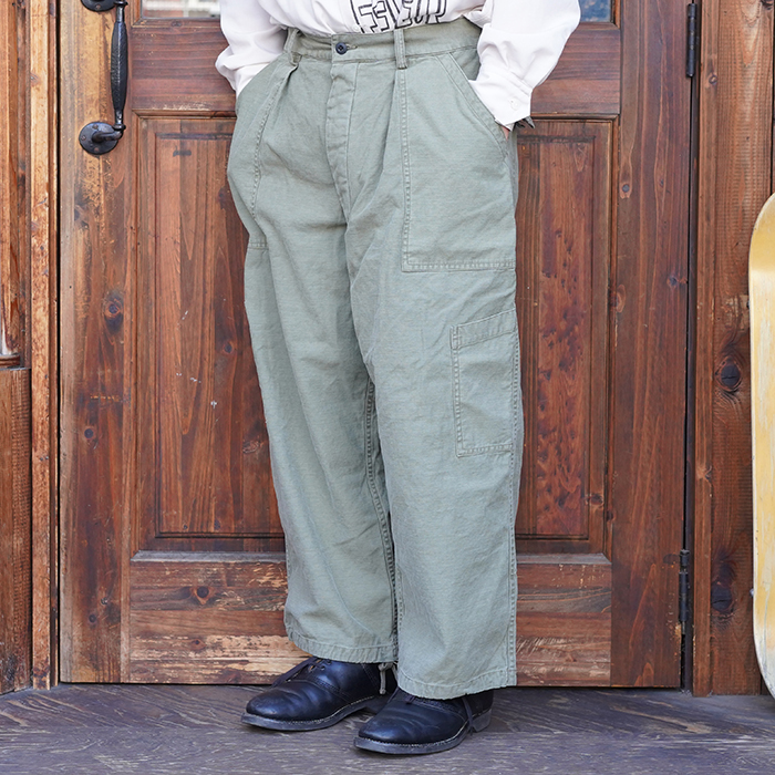 WRD5127 /「WEIRDO? - UTILITY EASY PANTS / OLIVE」ユーティリティパンツ