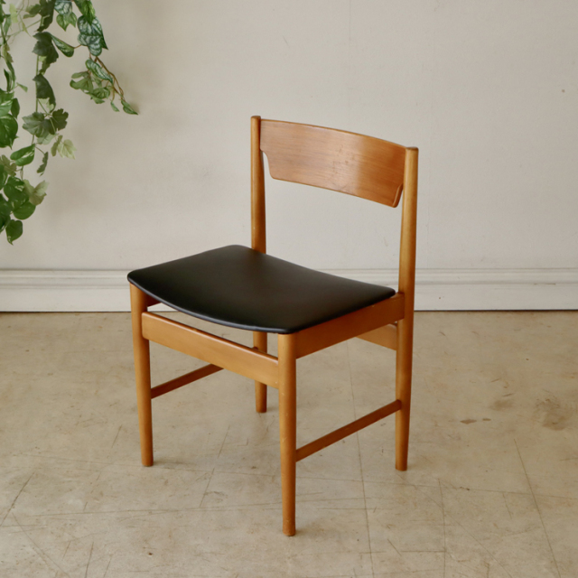 ポーランド FAMEG社製 ダイニングチェア 直接引き取り5,000円引き