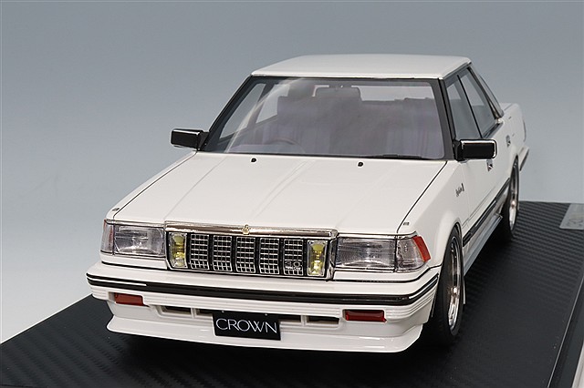 イグニッションモデル 1/18 トヨタ クラウン 2.8 ロイヤルサルーンG